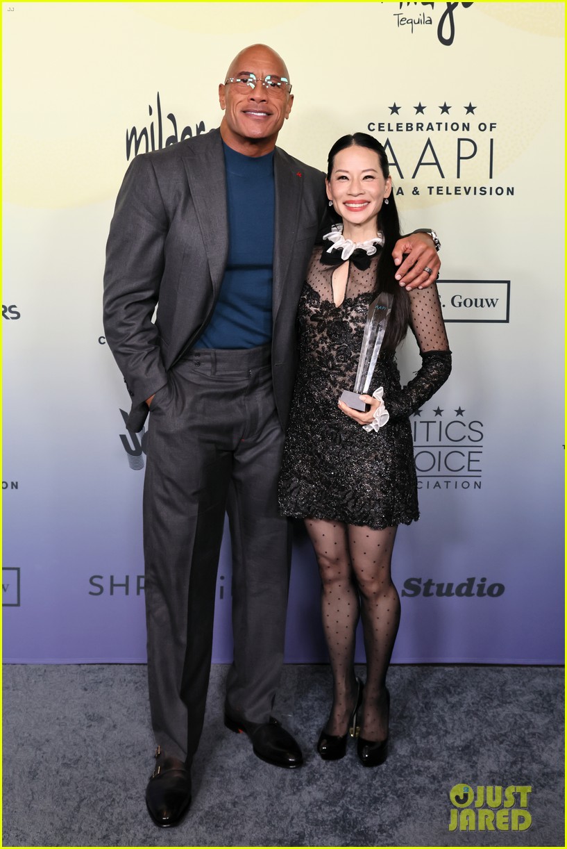 Dwayne Johnson Presents Lucy Liu With
