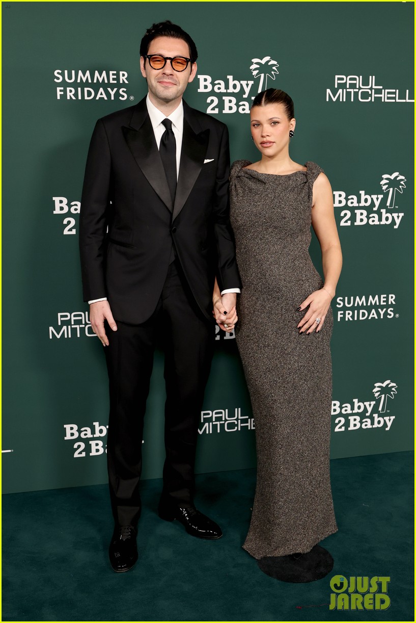 every celebrity attending baby2baby gala 055234535