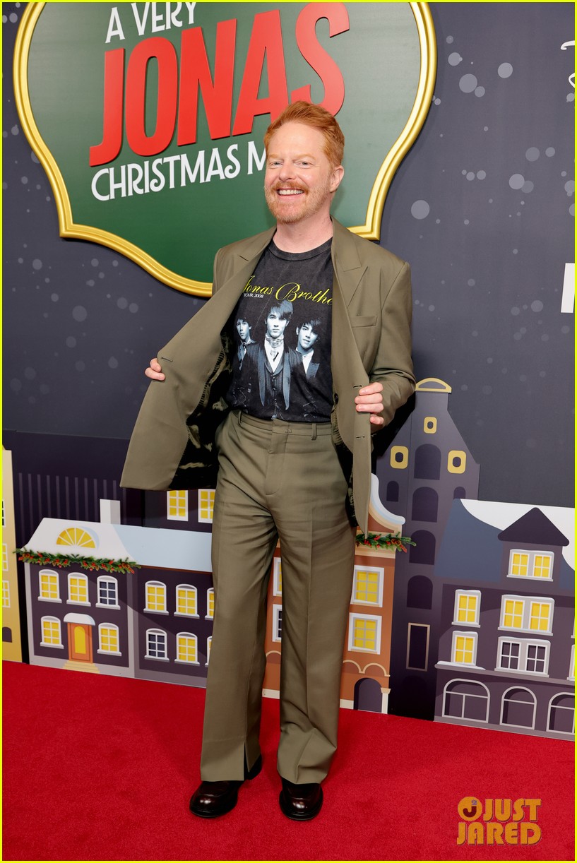 Kevin Nick Joe Jonas Step Out in NYC for #39 A Very Jonas Christmas