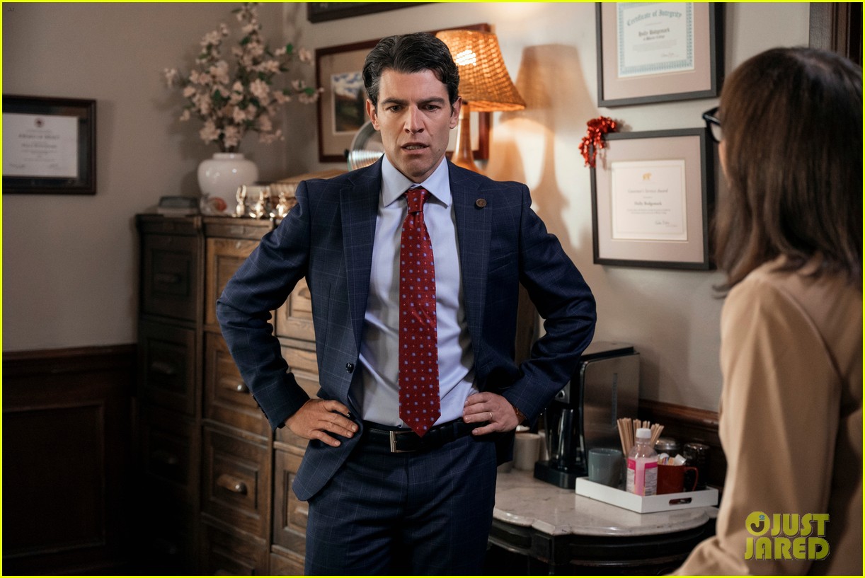 Ted Danson's Charles Takes on New Case in 'A Man on the Inside' Season