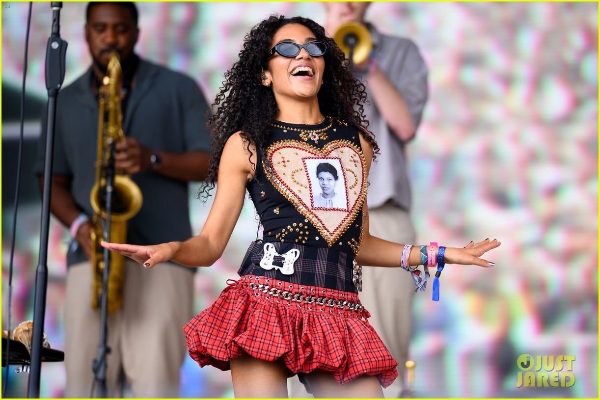 Olivia Dean’s “So Easy (To Fall in Love)”