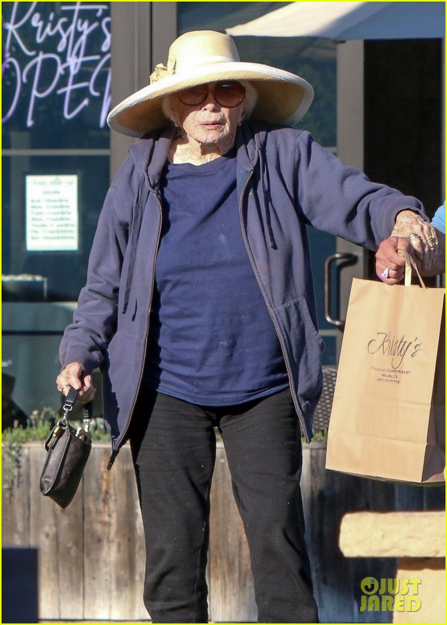 Shirley MacLaine, 91, Enjoys Lunch with Friends as She Makes Rare