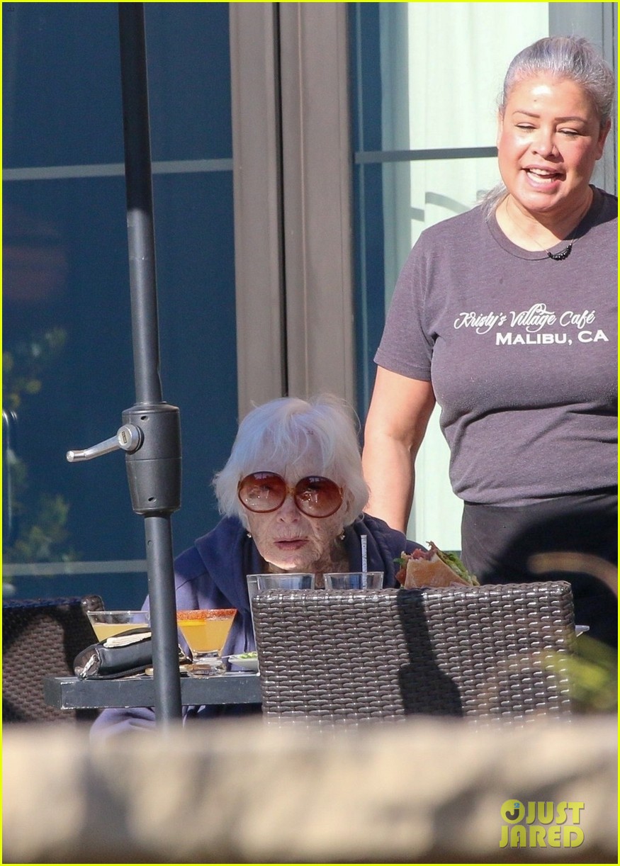 Shirley MacLaine, 91, Enjoys Lunch with Friends as She Makes Rare