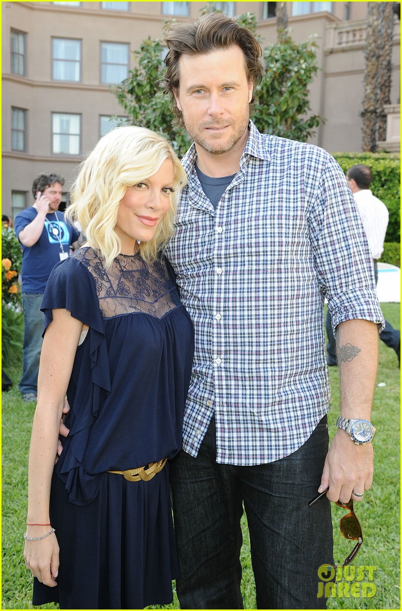 Tori Spelling & Dean McDermott Settle Divorce 2 Years After Announcing