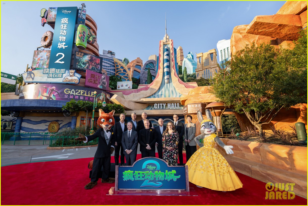 Ginnifer Goodwin Ke Huy Quan Bring Zootopia 2 In Shanghai Photo