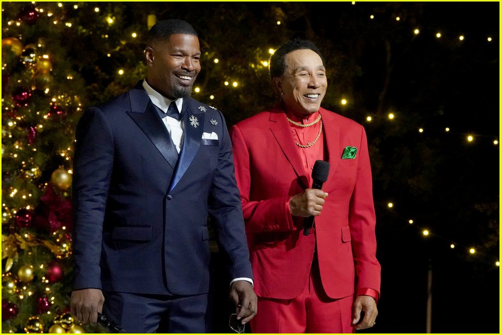 A Motown Christmas' on NBC - Hosts, Performers, Song List
