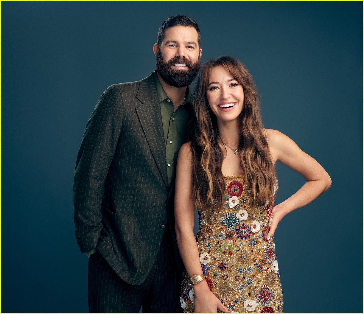 cma christmas 2025 025253168