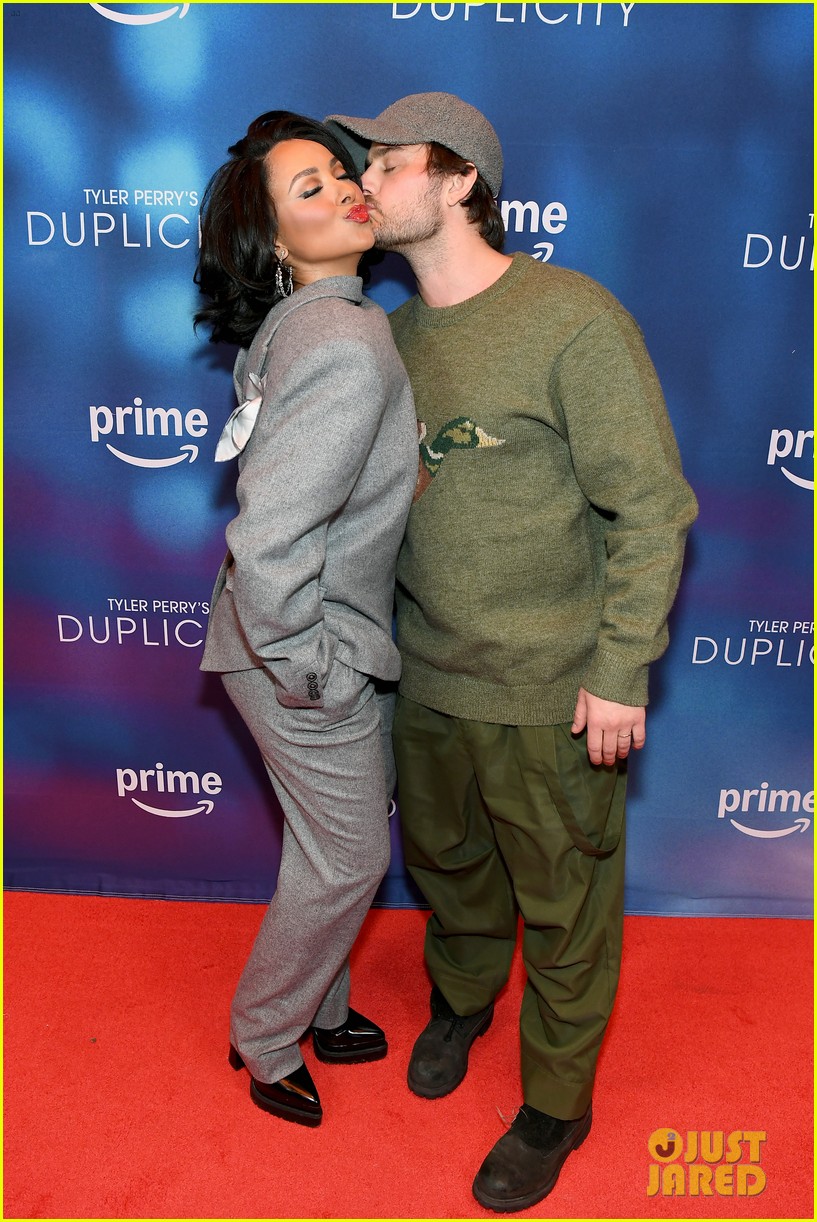 kat graham is pregnant 045249138