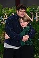 hamnet stars at photocall at shakespeare global theater london 03