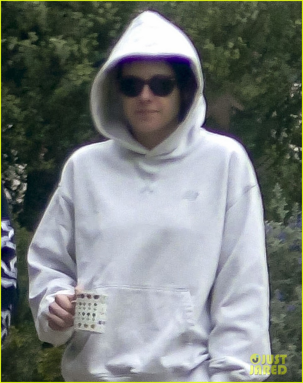 Kristen Stewart and Dylan Meyer morning walk Los Feliz