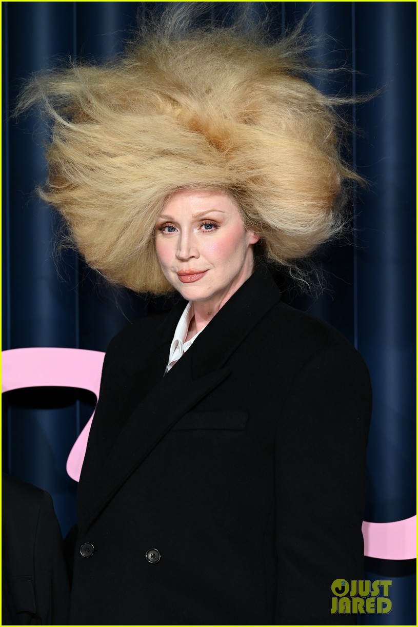 stars at british fashion awards 025248110