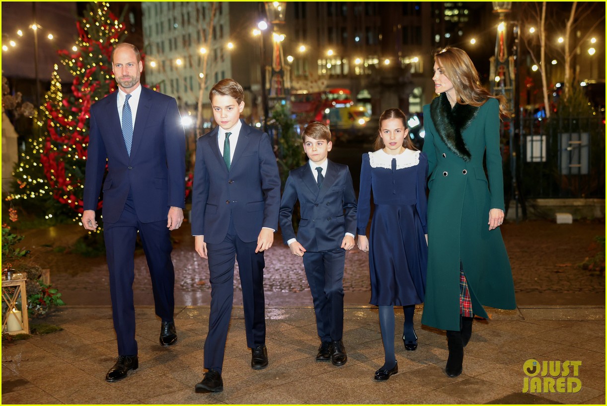 kate middleton prince william kids christmas carol service 015251189