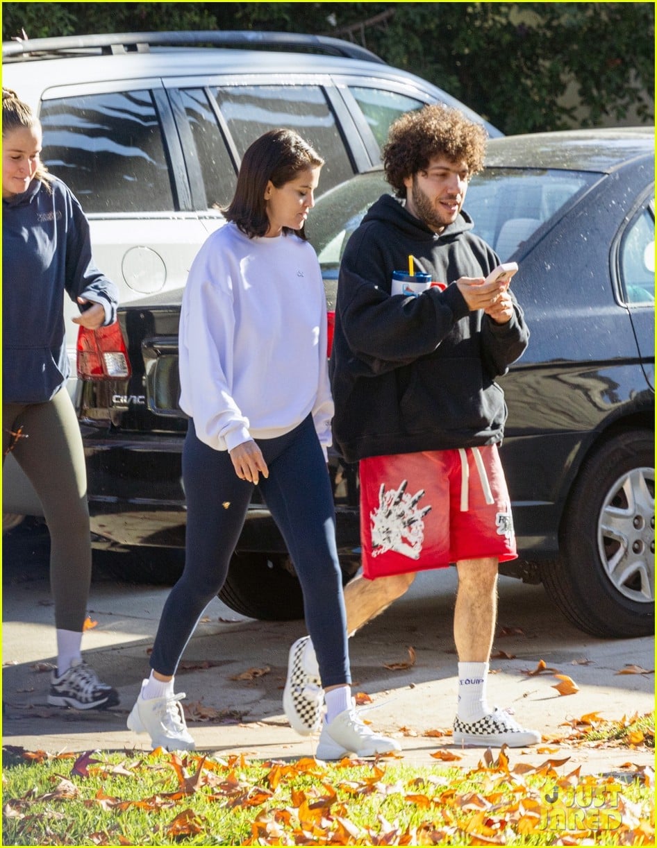 Selena Gomez & Husband Benny Blanco Kick Off Week with a Family Stroll