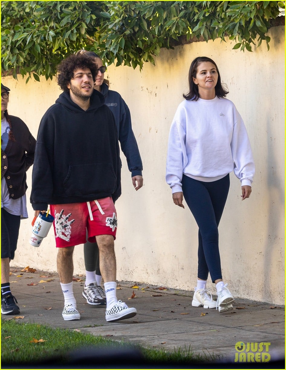 Selena Gomez & Husband Benny Blanco Kick Off Week with a Family Stroll
