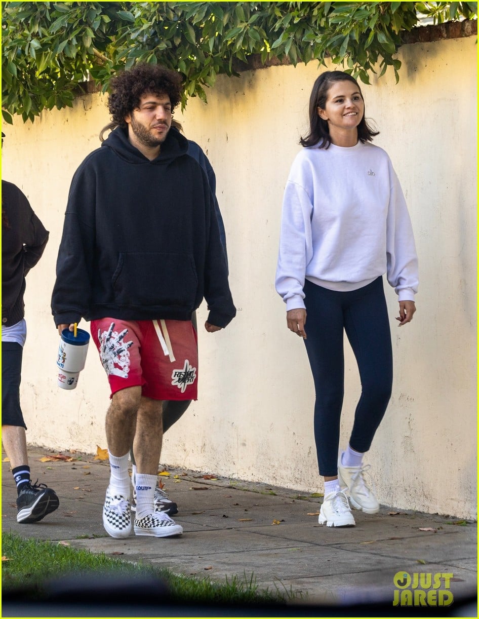 Selena Gomez & Husband Benny Blanco Kick Off Week with a Family Stroll
