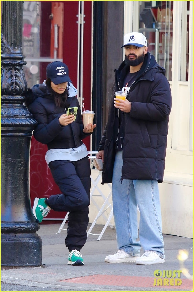 Rachel Zegler Boyfriend Nathan Louis Fernand Step Out For Coffee Date rachel-zegler-boyfriend-nathan-louis-fernand-step-out-for-coffee-date