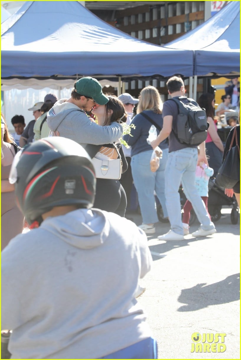 Gleb Savchenko Packs On PDA With Mystery Woman During Farmers Market Weekend Outing : Photo 5267500 | Gleb Savchenko Photos