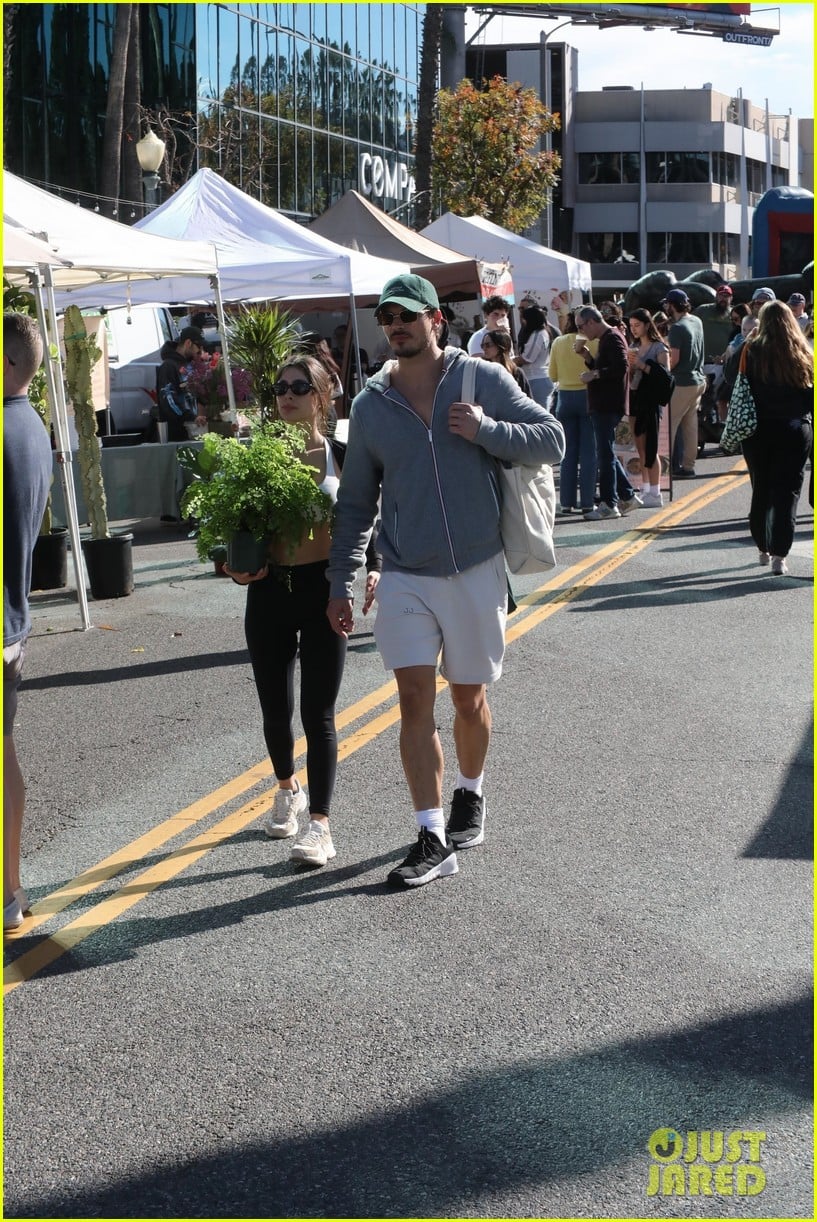 Gleb Savchenko Packs On PDA With Mystery Woman During Farmers Market Weekend Outing : Photo 5267505 | Gleb Savchenko Photos