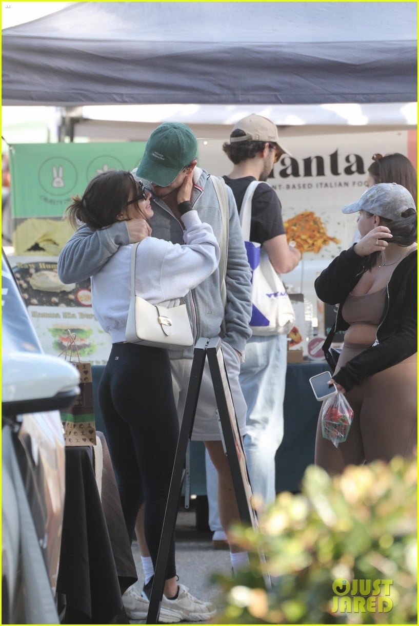 Gleb Savchenko Packs On PDA With Mystery Woman During Farmers Market Weekend Outing : Photo 5267525 | Gleb Savchenko Photos