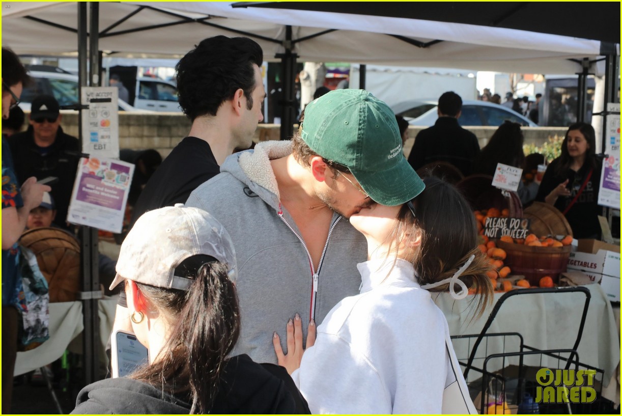 Gleb Savchenko Packs On PDA With Mystery Woman During Farmers Market Weekend Outing : Photo 5267553 | Gleb Savchenko Photos