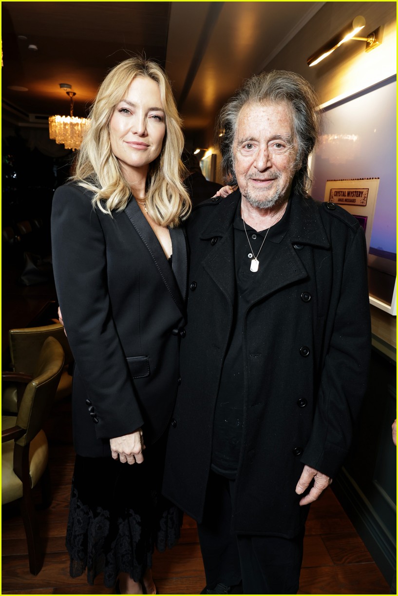 kate hudson demi moore song sung blue screening 045261060