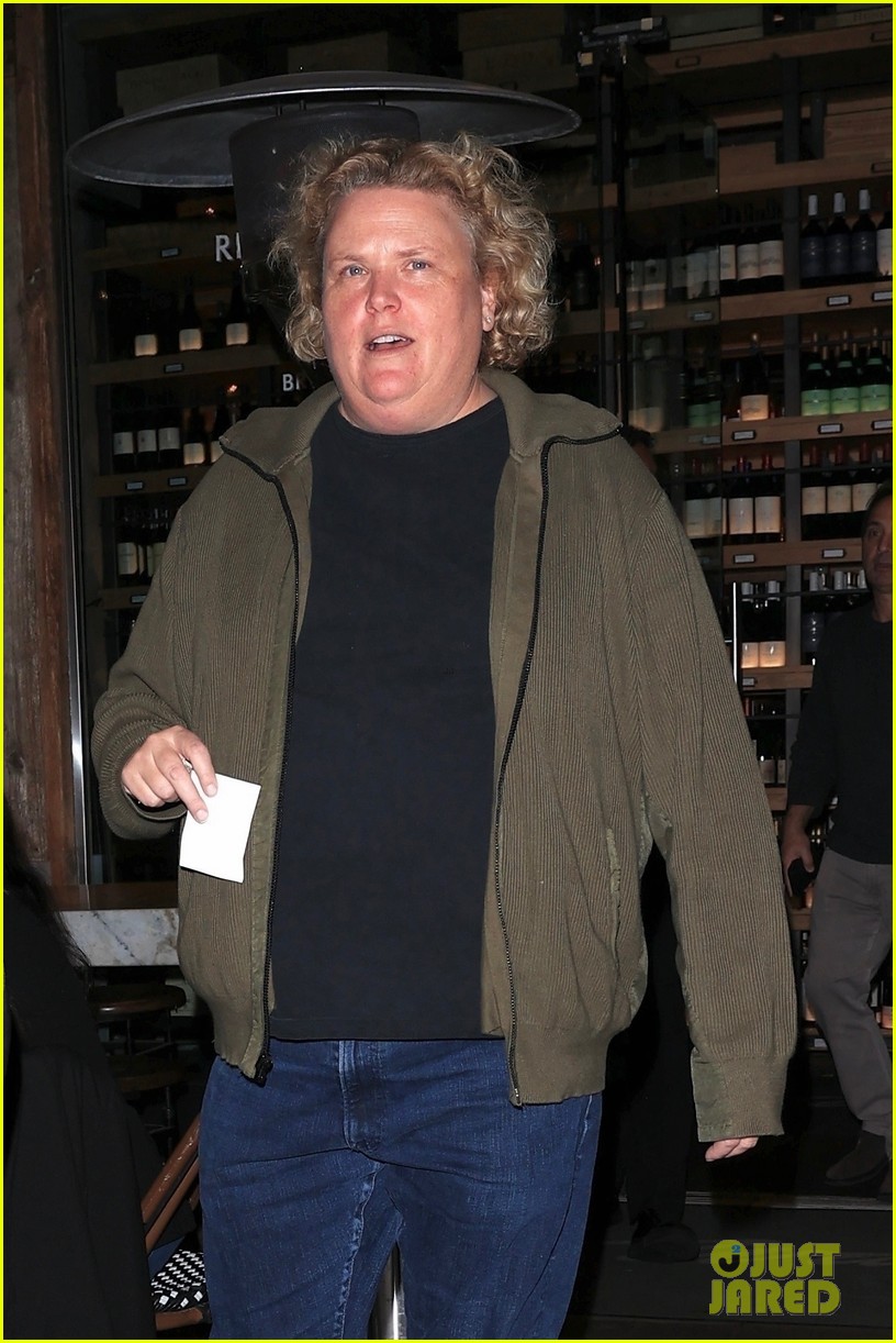 kim kardashian the fifth wheel co stars grab dinner 435266717