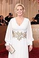 jean smart golden globes 2026 red carpet 02