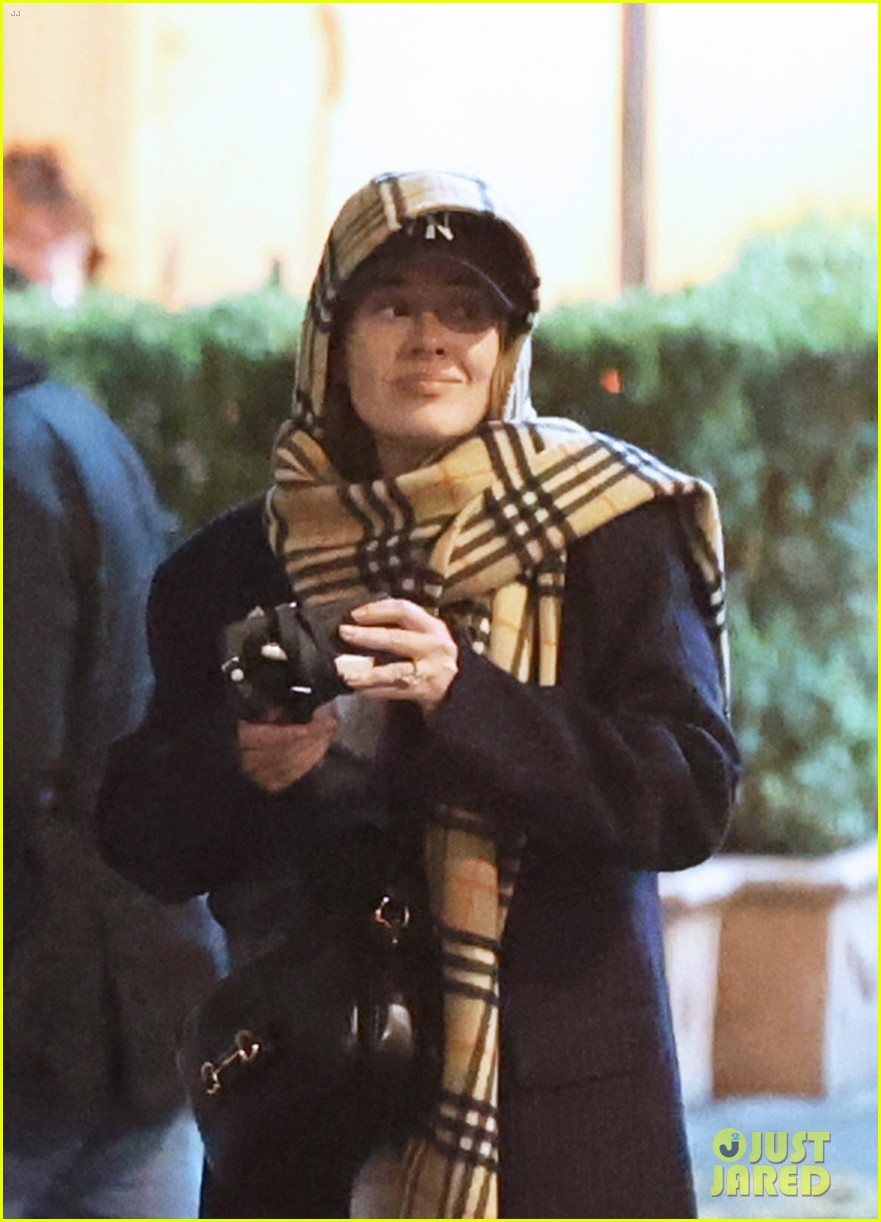 Adele Keeps Low Profile While Stepping Out for Dinner in Rome