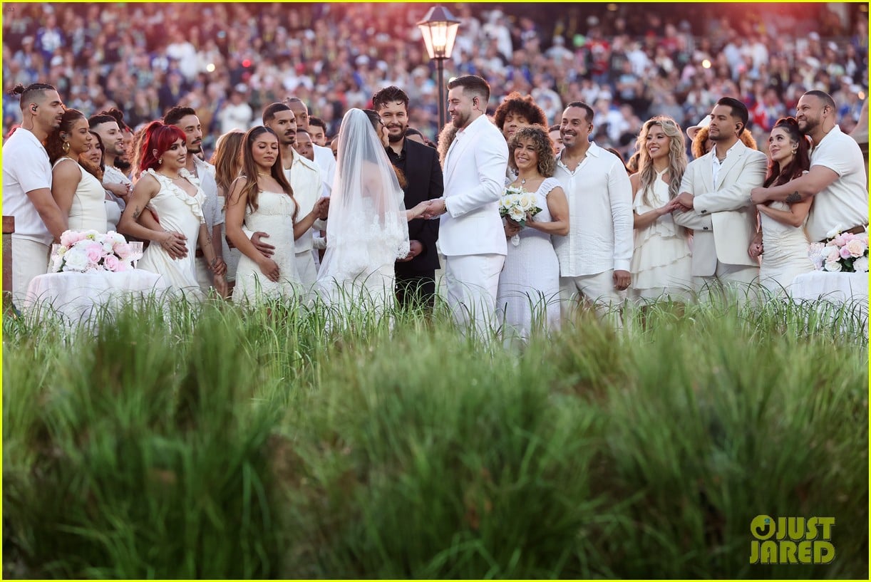 bad bunny super bowl 55279708