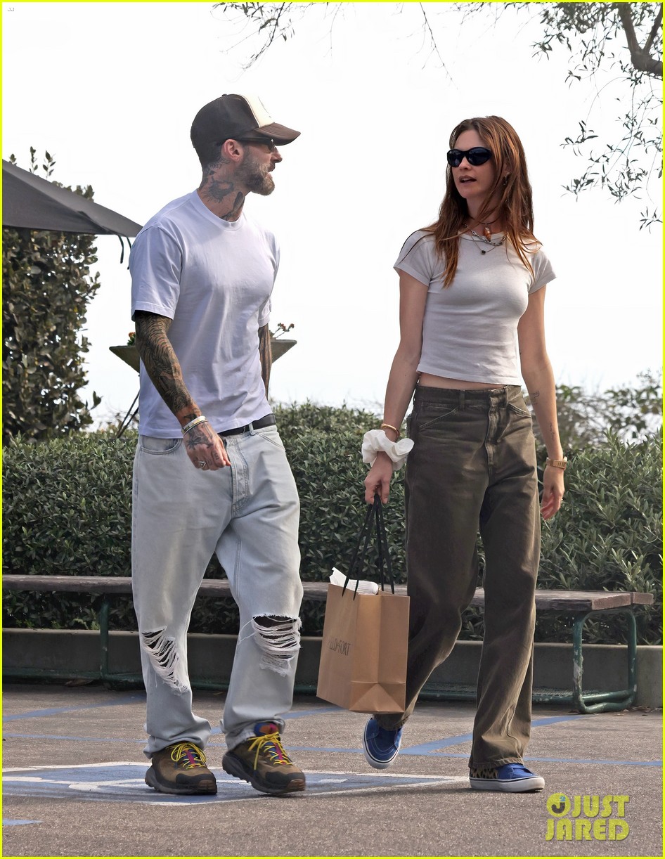adam levine casual outing with behati prinsloo 045285766