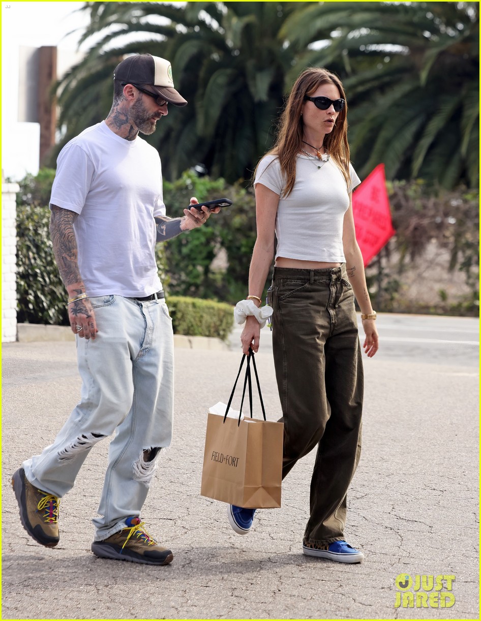 adam levine casual outing with behati prinsloo 125285774