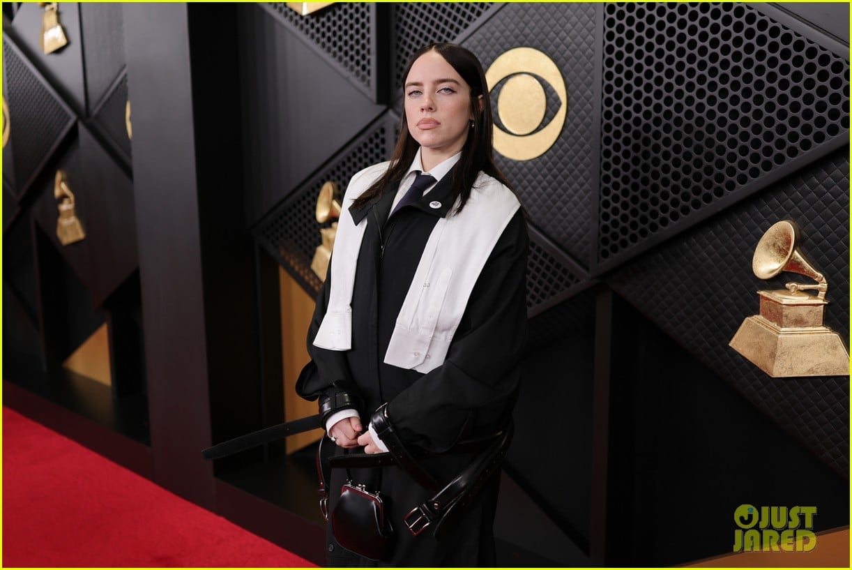 Billie Eilish Sports ICE Out Pin To Grammys 2026 Photo 5274221 Billie Eilish Ice Out Pin To Grammys 03 
