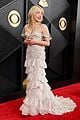 sabrina carpenter grammys carpet 05