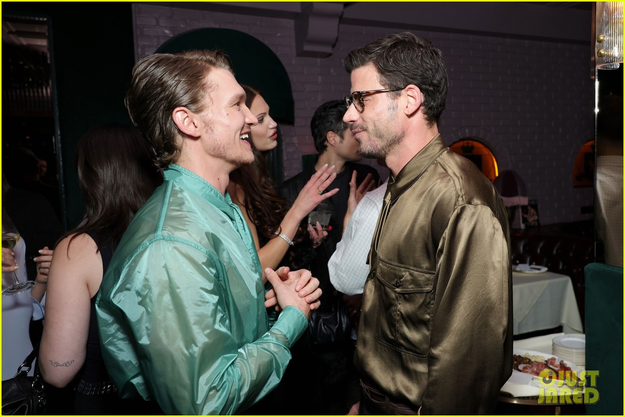 connor storrie support from francois arnaud at cultured magazine cover party 055283686