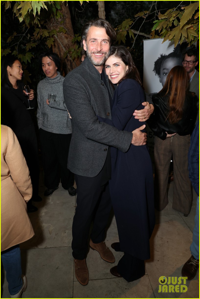 alexandra daddario andrew form split after 3 years marriage 025283898