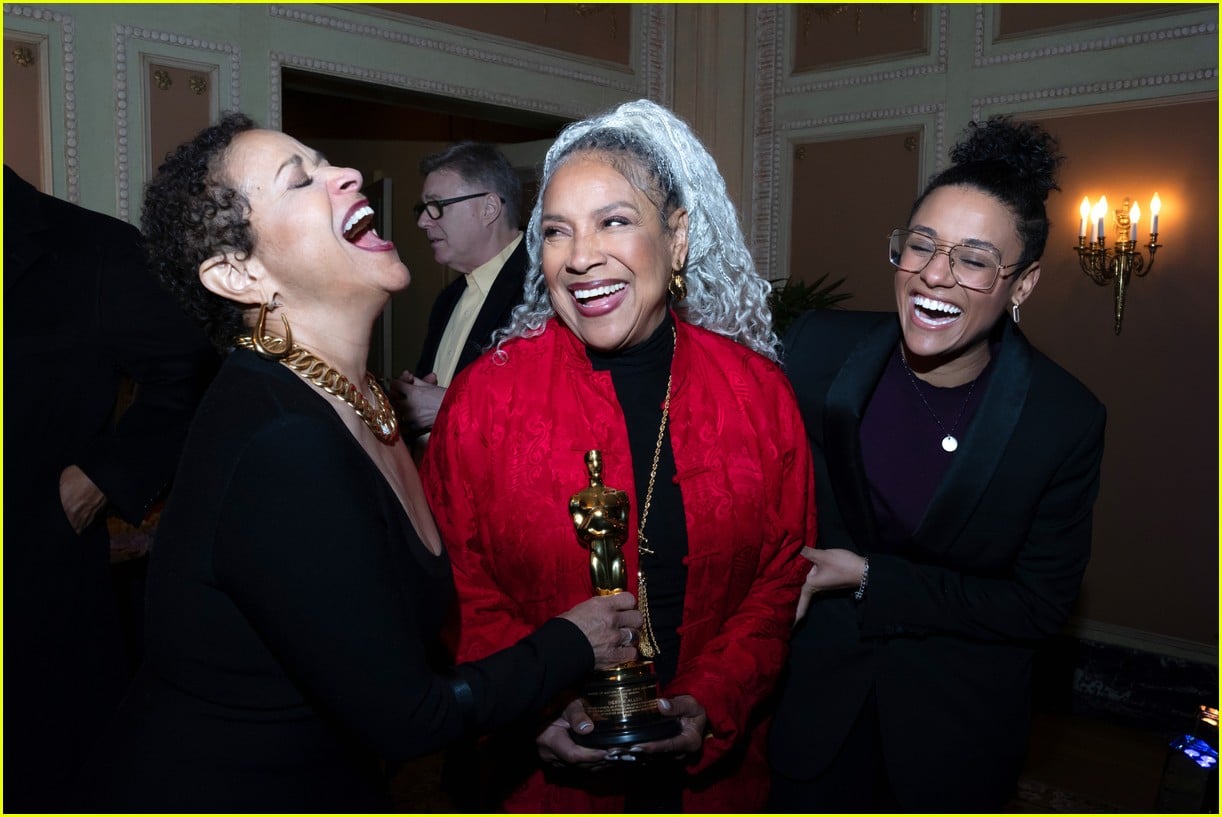 debbie allen oscar party 035285791