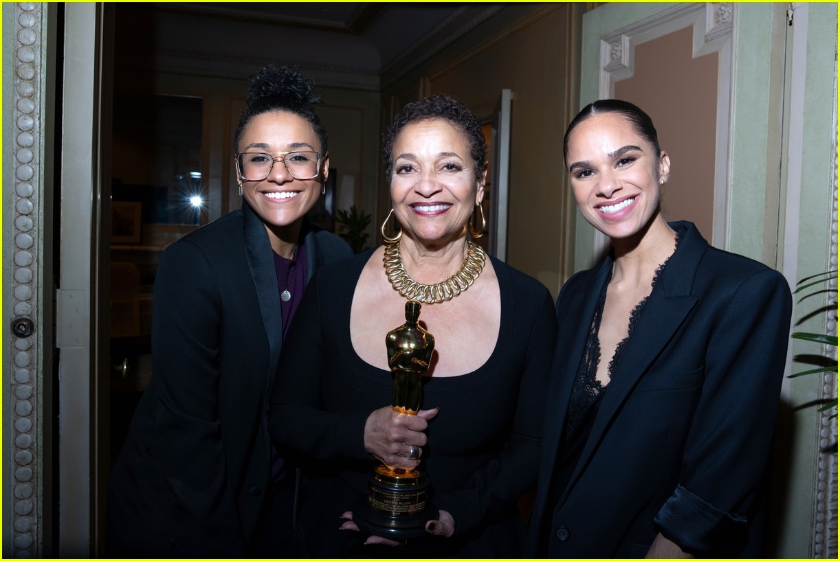 debbie allen oscar party 125285800