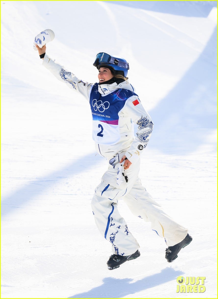 eileen gu reveals grandmother passed away after winning gold at olympics 035284678