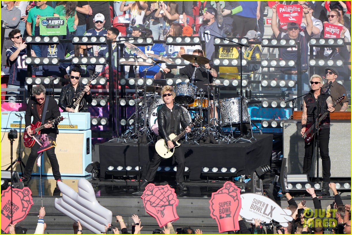 Green Day At Super Bowl 2026 Band Performs Greatest Hits Medley During Green Day Super Bowl Performance 08 