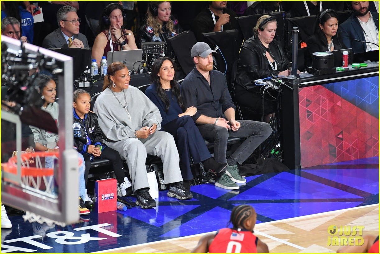 prince harry meghan markle sit courtside at nba all star game 055281940
