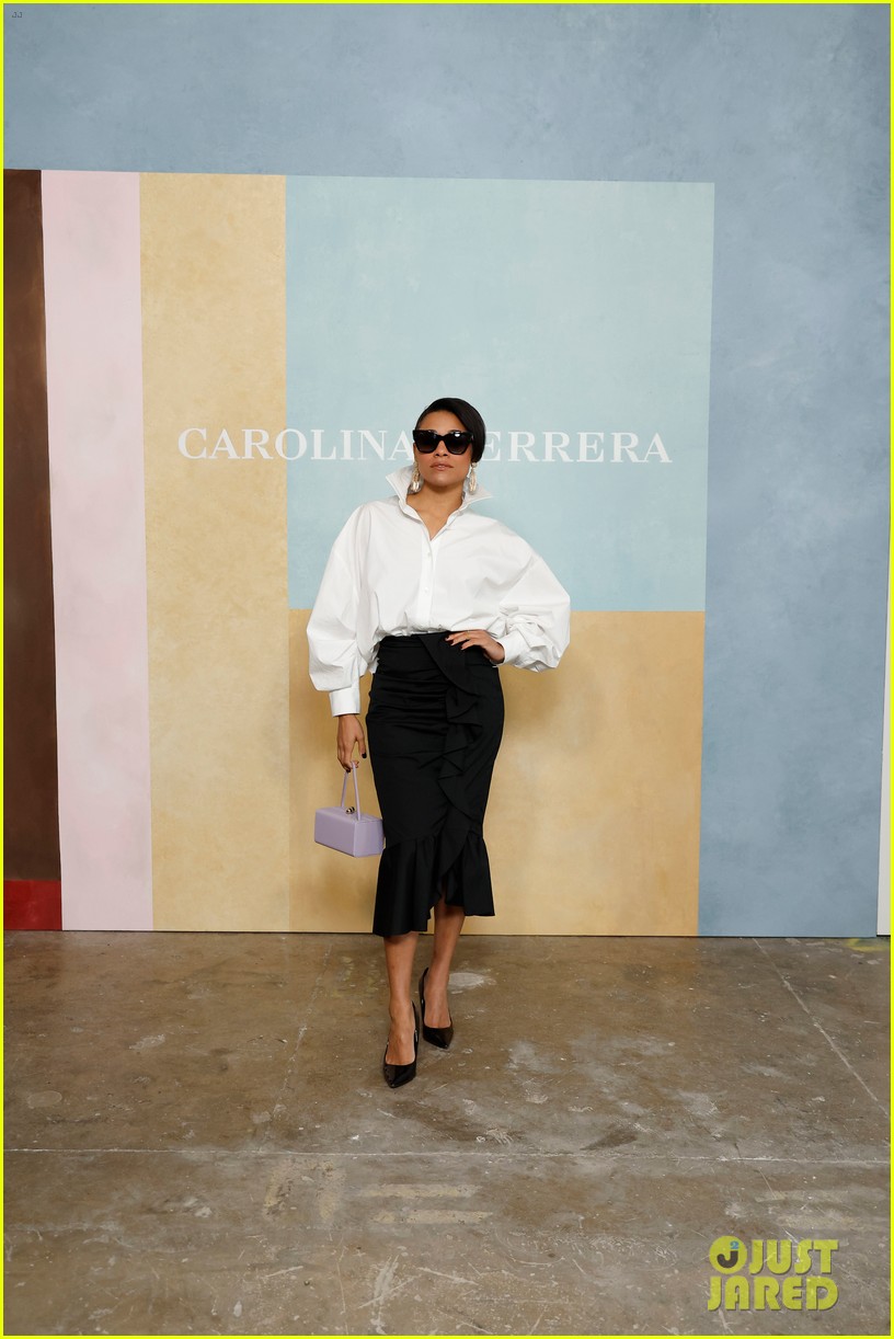 kelsea ballerini more stars at carolina herrera fashion show 055280404