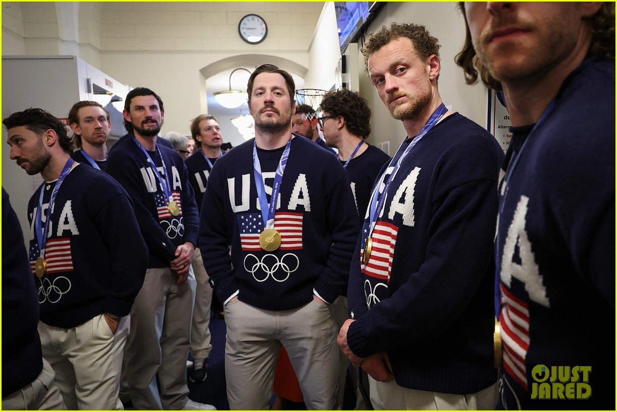 donald trump praises us mens hockey team at state of the union 105285838