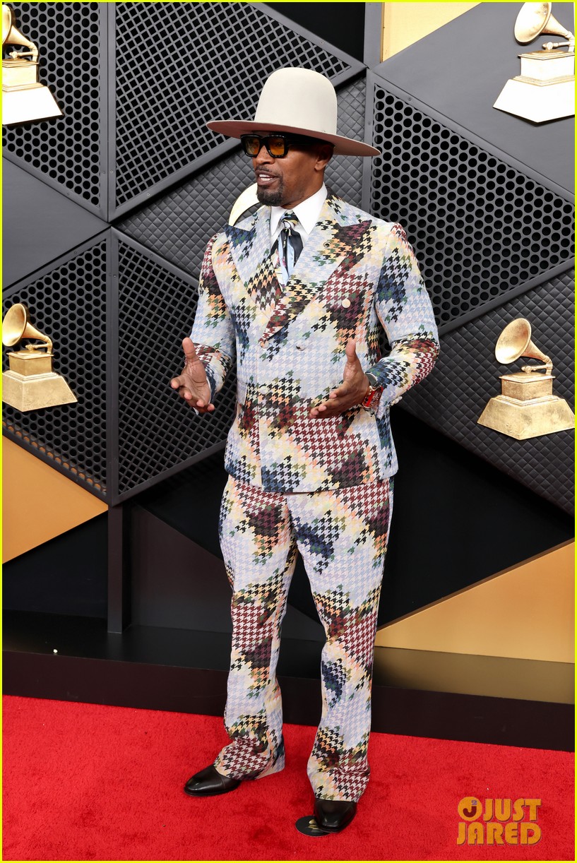 AMEZARIジェイ 生写真⑥ Grammy-Nominated Jamie Foxx Attends Grammys 2026 with Daughters
