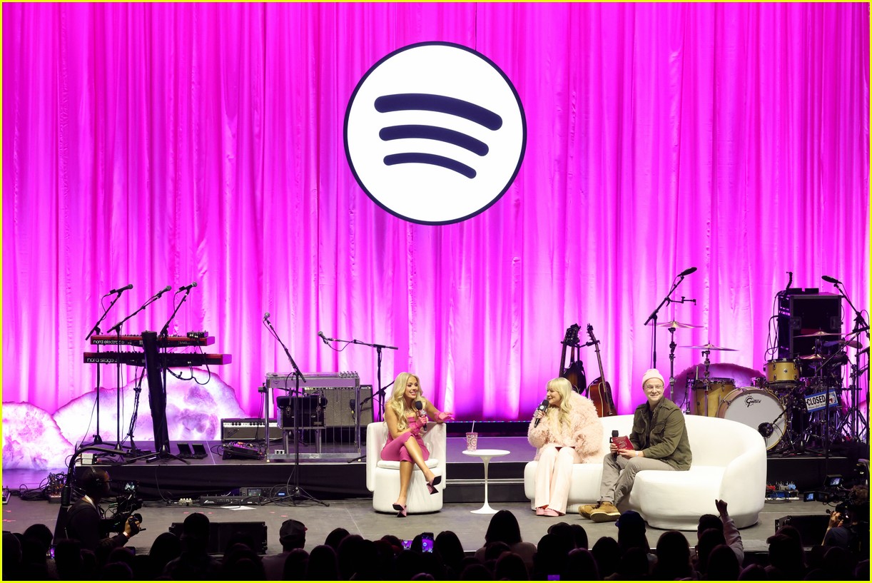 Megan Moroney Wears Hot Pink Outfits for 'Cloud 9' Album Release ...