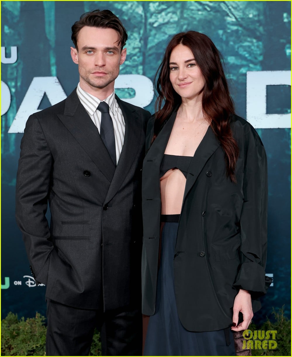 sterling k brown more step out paradise season 2 premiere 035282955