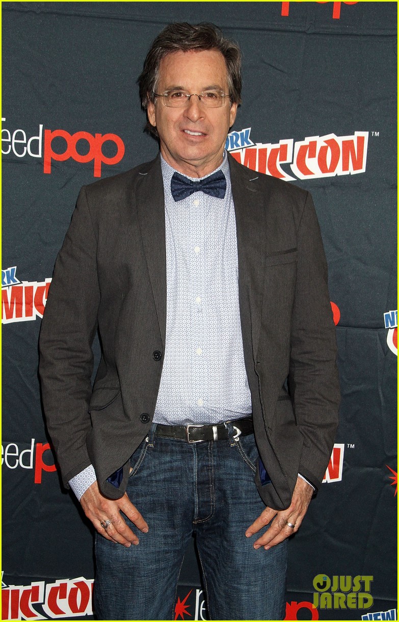 robert carradine 025285330