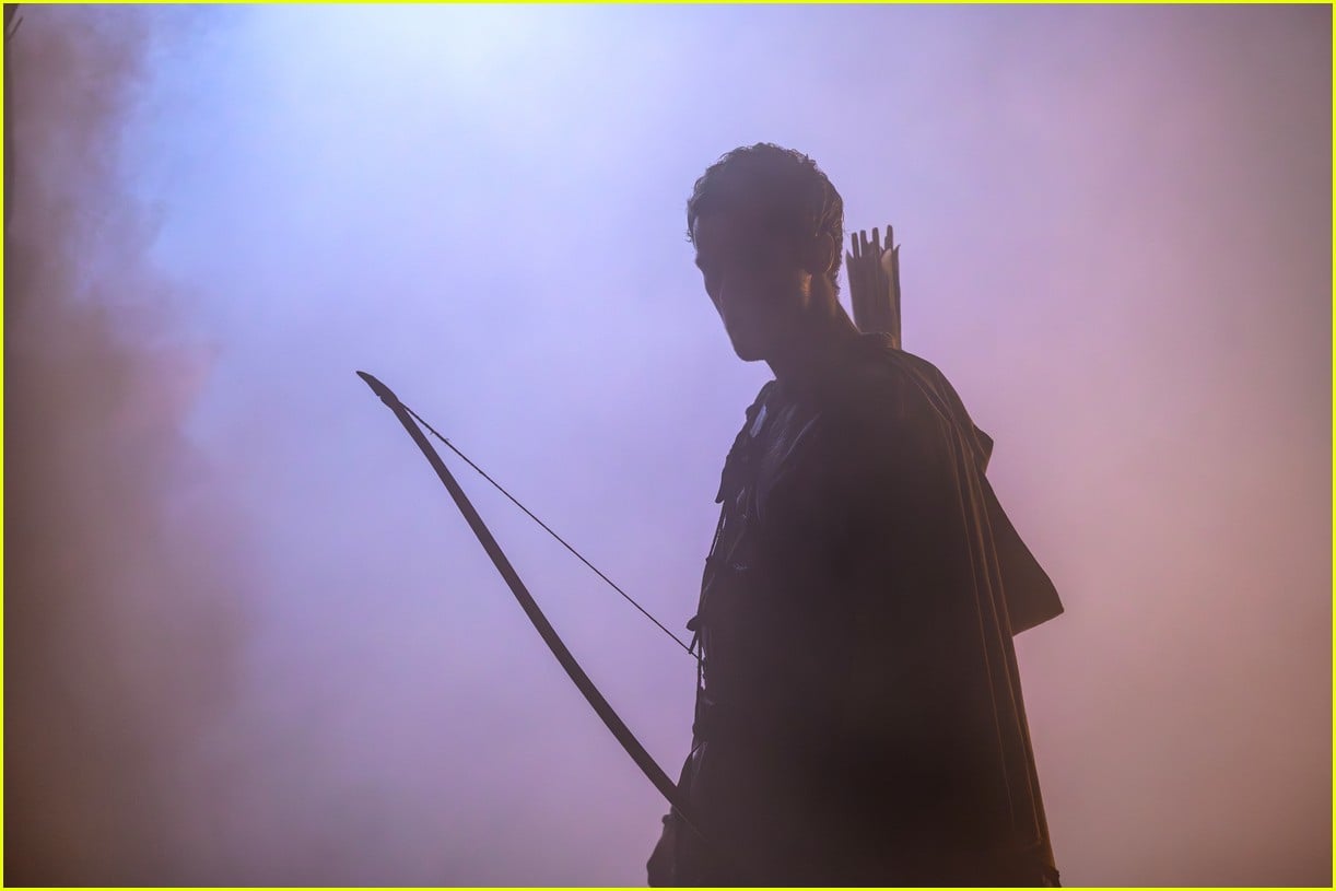 robin hood season 2 mgm plus renews adventure drama series 045285919