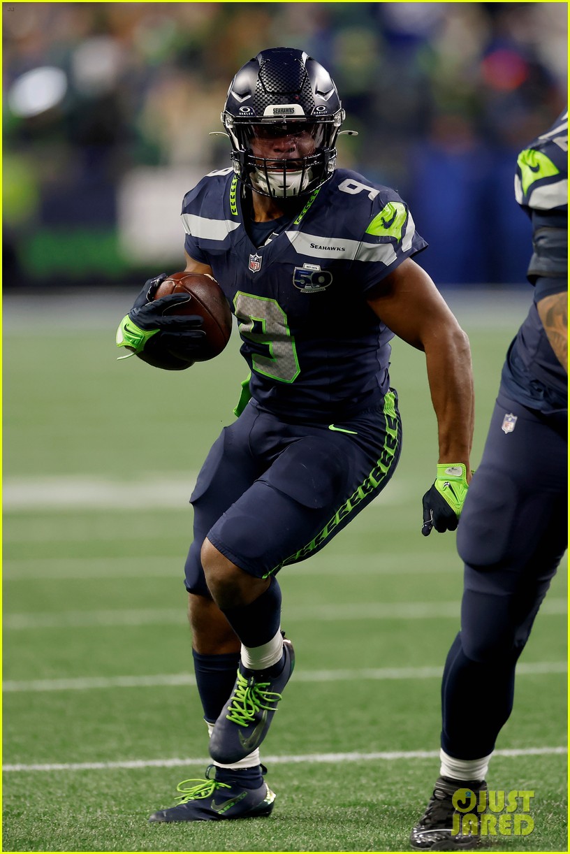 Is Kenneth Walker III Single or Dating Anyone? Here's What's Known