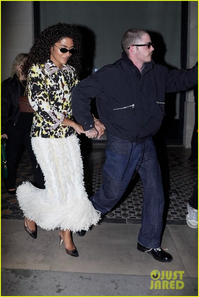 Olivia Dean Holds Hands With Boyfriend Eddie Burns During Night Out In Olivia Dean Rare Night Out With Bf Eddie Burns In Paris 01 