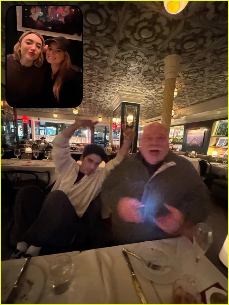 New Mom Debby Ryan Reunites With 'Jessie' Cast Over 10 Years After Disney  Series Ended: Photo 5300219 | Debby Ryan, Karan Brar, Kevin Chamberlain,  Peyton List Photos | Just Jared: Entertainment News